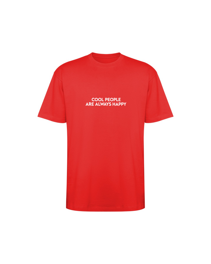 COOL PEOPLE ARE ALWAYS HAPPY — camiseta rojo con QR personalizable, vista frontal con la frase estampada | Axiom Studio