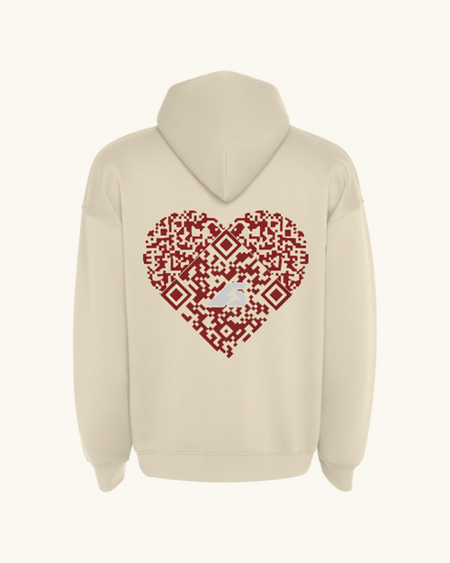 COR x Axiom Studio — sudadera angora con QR personalizable, detalle del diseño | Axiom Studio