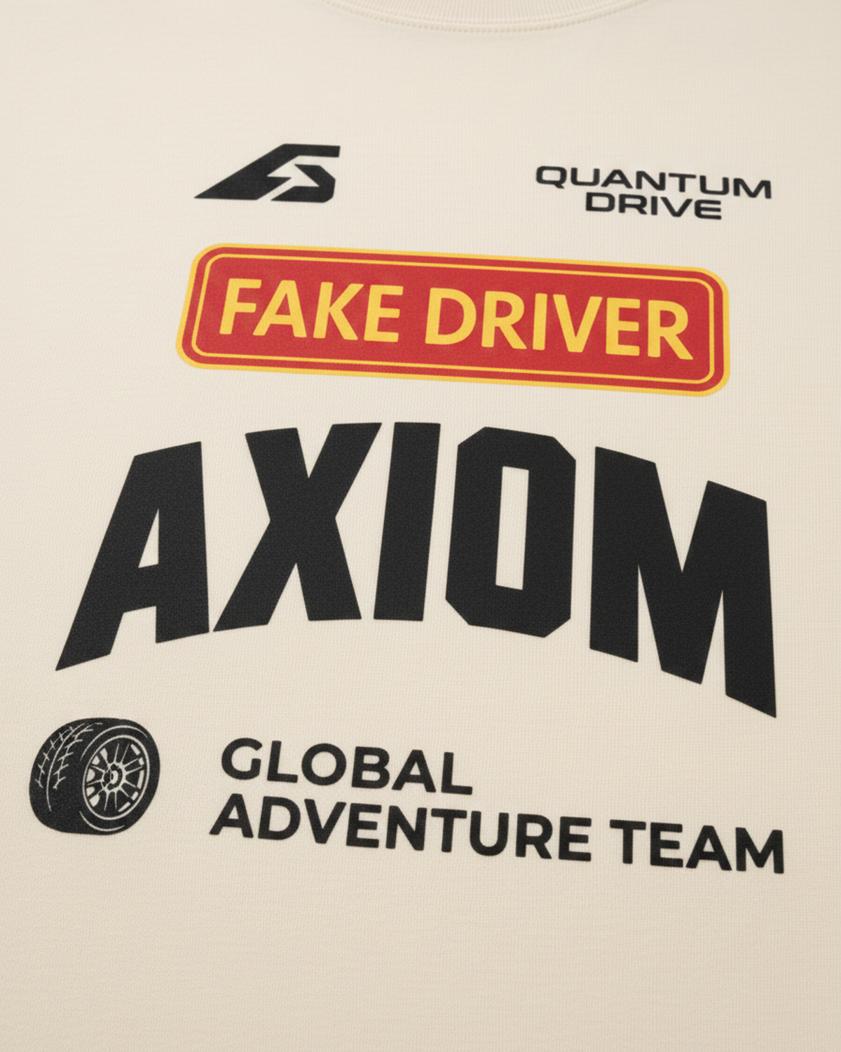 FAKE DRIVER — camiseta arena estilo motorsport, drop edición limitada, vista trasera | Axiom Studio