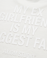 EX-GIRLFRIEND — camiseta streetwear «My Biggest Fan» en blanco vintage, vista trasera | Axiom Studio